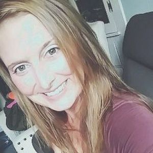 Meet your Posher, Chanel